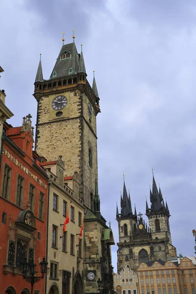 Gamla rådhustornet i Prag, Tjeckien — Stockfoto