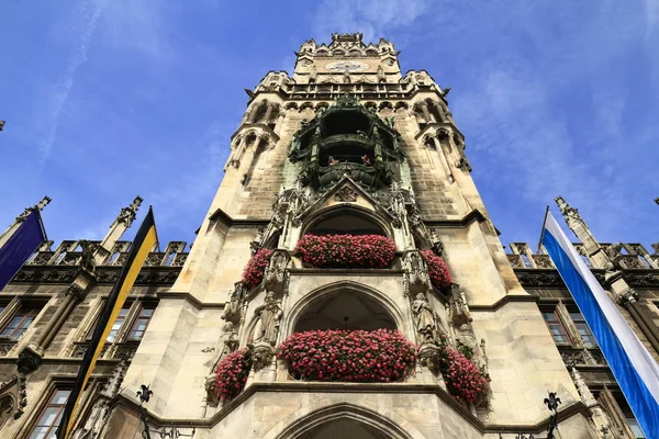 Nuevo Ayuntamiento (Rathaus) en Marienplatz — Foto de Stock