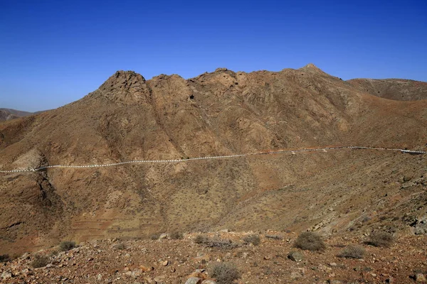 Lindas montanhas vulcânicas. Vista panorâmica de Fuerteventura — Fotografia de Stock