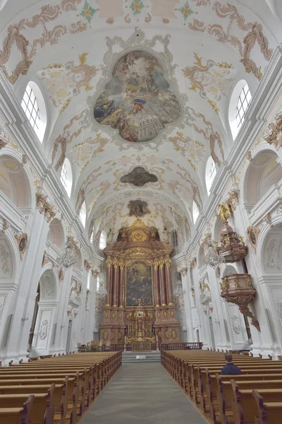 De Luzern jezuïet katholieke kerk in Luzern - 24 juli 2017 — Stockfoto