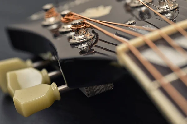 Closeup cordas de guitarra clássico — Fotografia de Stock