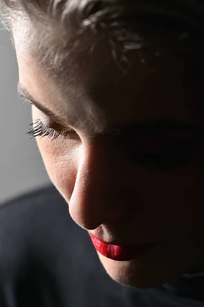 Woman Red Lips Shadow — Stock Photo, Image