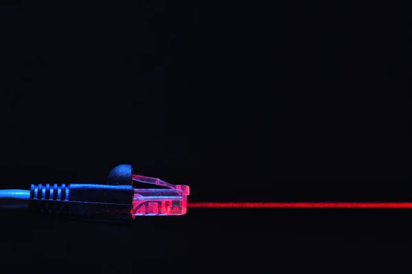 Лазерний Кабель Єднує Інтернет Червоний Лазер — стокове фото