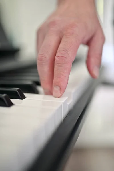 Closeup Piano Keys Man Finger — Stock Photo, Image