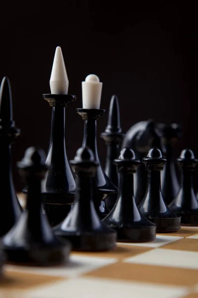 Chess Pieces Chessboard Checkmate Photo Dark — Stock Photo, Image