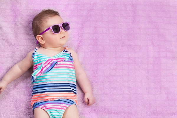Újszülött baba fürdőruha — Stock Fotó