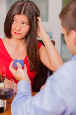 Evlenme teklifi kavramsal fotoğrafı