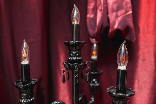 Lámpara blavk de estilo vintage con candelabros —  Fotos de Stock