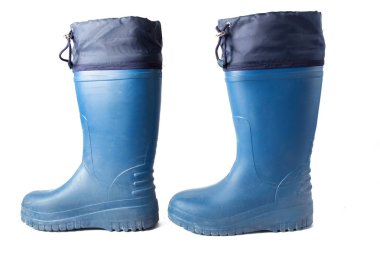 Mavi kauçuk Eva çizme üzerine beyaz izole çifti