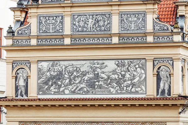 Closeup View from the Charles bridge to Smetana Museum, Prague — Stock Photo, Image