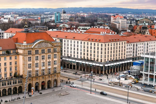 Cityscape of Dresden historic center from above, old market Altmarkt square in foreground — Stock Photo, Image