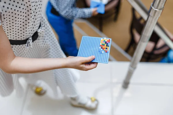 Thermo mosaik som intressanta moderna hobby för barn och barn — Stockfoto