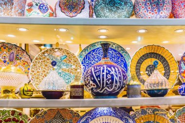 11 Eylül 2017, Türkiye, Istanbul, Kapalı Çarşı: Klasik Türk Seramik Istanbul Kapalıçarşı satışa