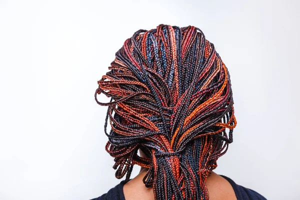 Close-up of afro pigtails braids in Zizi and Kanekalon technique with multi-colored threads and dreadlocks — Stock Photo, Image