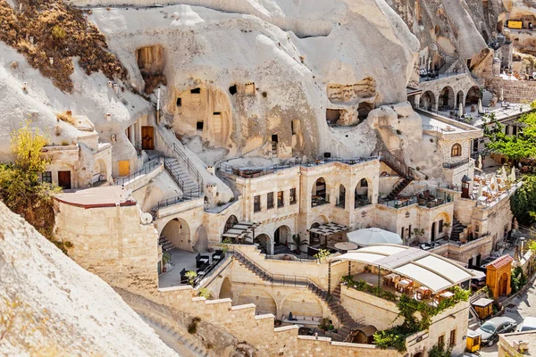 Cappadocia hotels carved from stone rock, cave style — Stock Photo, Image