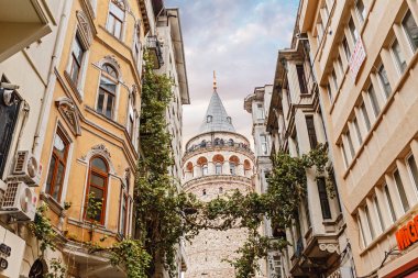 Ünlü turizm Galata Kulesi, Istanbul, Türkiye