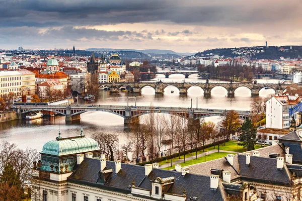 Prague vue paysage des ponts sur Vltava — Photo