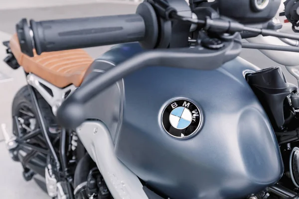 07 August 2019, Munich, Germany: Close-up BMW logo on a powerful sport bike — Stock Photo, Image