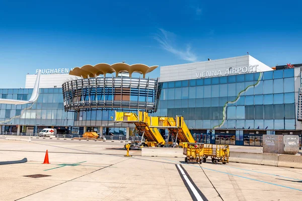 09 August 2019, Vienna, Austria: The Vienna International Airport Schwechat building — ストック写真