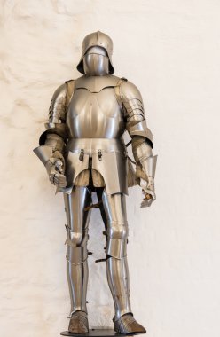 Zırh ve knight. 