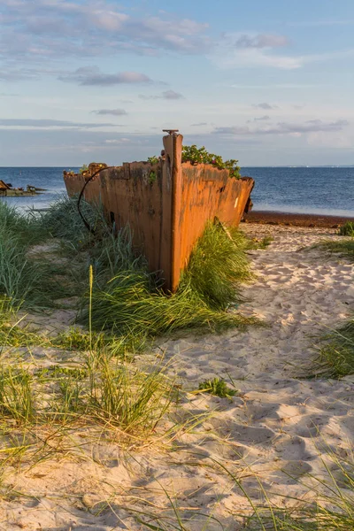 Old Rusty Damaged Batteship Wreck Beach Hel Poland — Stock Photo, Image