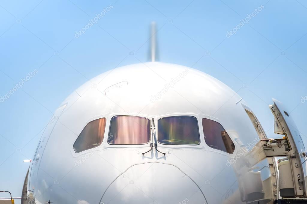 jet aircraft cockpit