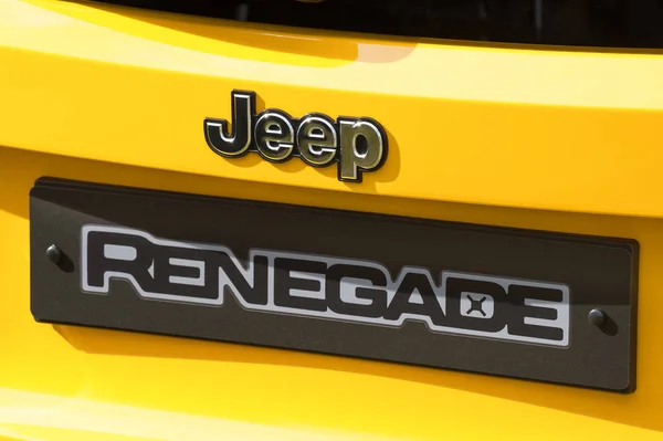 Jeep insignia Renegado —  Fotos de Stock