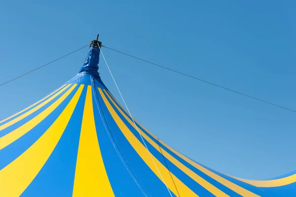 Grand chapiteau de cirque — Photo