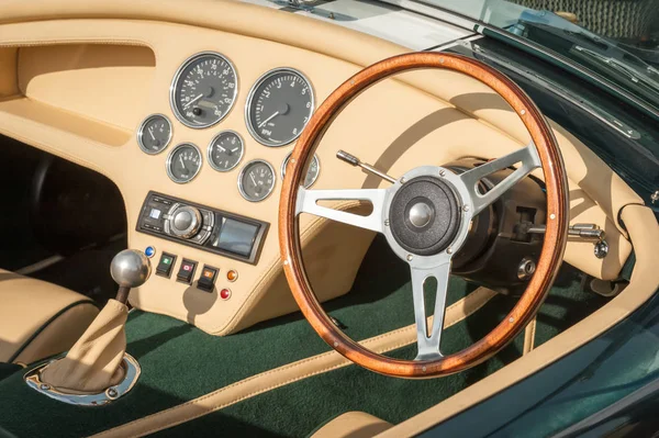 Interior de lujo deportivo-coche — Foto de Stock