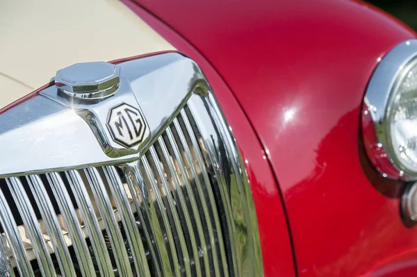 MG sports car badge — Stock Photo, Image