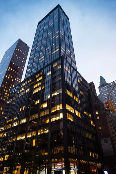 Strade di Manhattan di notte — Foto Stock