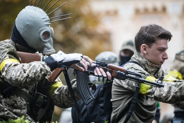 Zombie průvod v ulicích Kyjeva — Stock fotografie