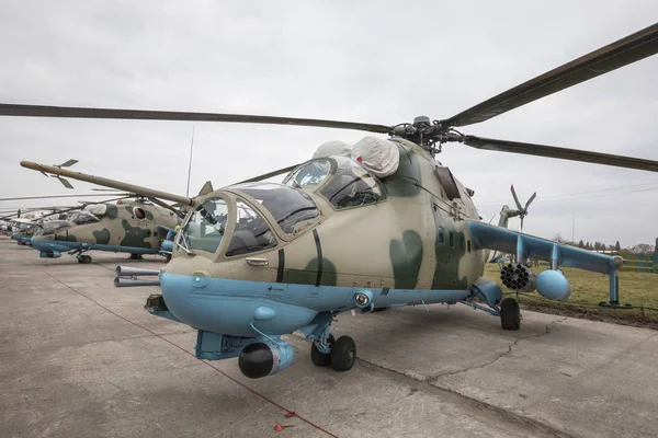 Wapens en militair materieel van de strijdkrachten van Oekraïne — Stockfoto