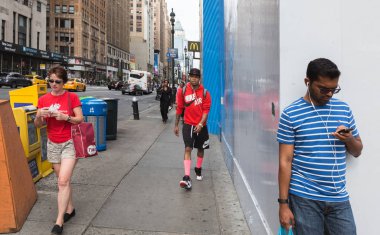 Manhattan sokak sahnesi