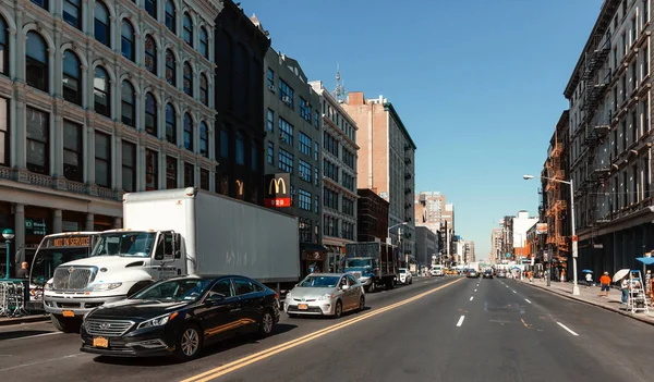 Straßenszene in Manhattan — Stockfoto