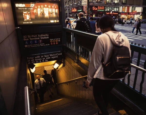 New York metró bejárat — Stock Fotó