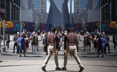 Manhattan yansımaları sokak sahne
