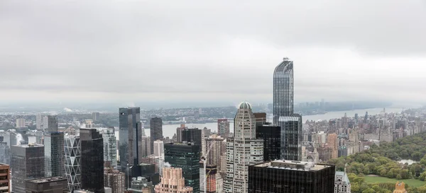 Aerial view of Manhattan roofs — Stock Photo, Image