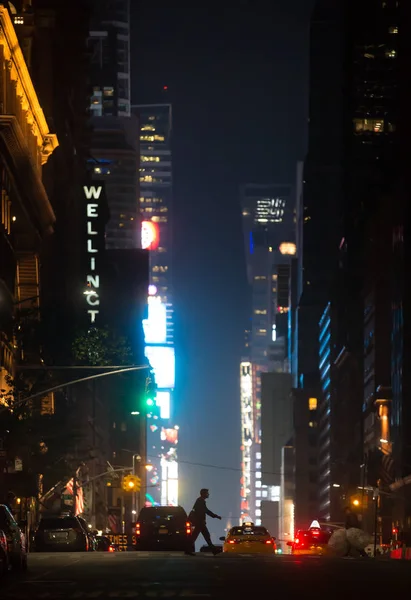 Calles de Nueva York por la noche —  Fotos de Stock