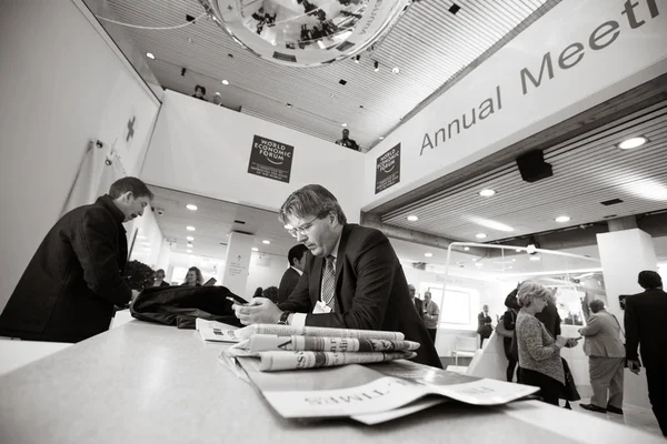 Momentos de trabalho durante o Fórum Económico Mundial em Davos — Fotografia de Stock