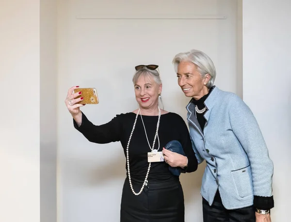 Selfies con Christine Lagarde en Davos — Foto de Stock