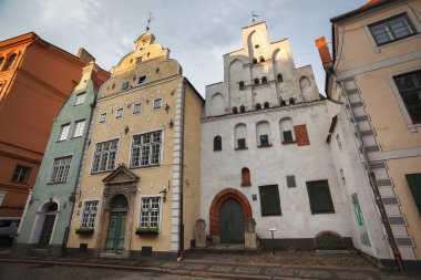 Sabahın erken saatlerinde old Riga mimarisi