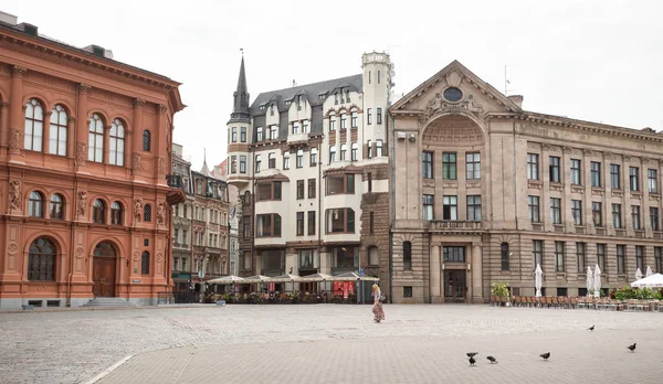 Arquitectura de la antigua Riga temprano en la mañana — Foto de Stock