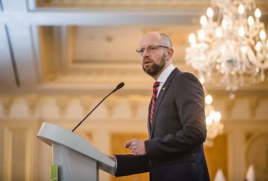 Arseniy Yatsenyuk sırasında 10 Kiev güvenlik forumu 