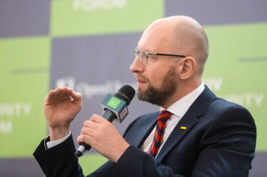 Arseniy Yatsenyuk sırasında 10 Kiev güvenlik forumu 