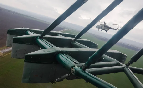 Military helicopters on combat duty — Stock Photo, Image