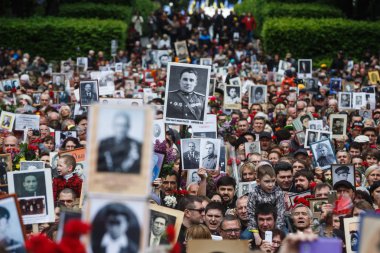 Ölümsüz alayın Mart ayında Kiev