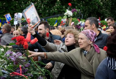 Ölümsüz alayın Mart ayında Kiev