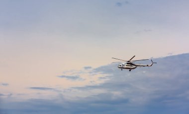 Mi-8 Ukraynalı askeri helikopter