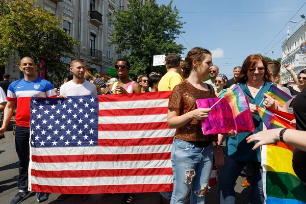 Desfile del Orgullo en Kiev —  Fotos de Stock
